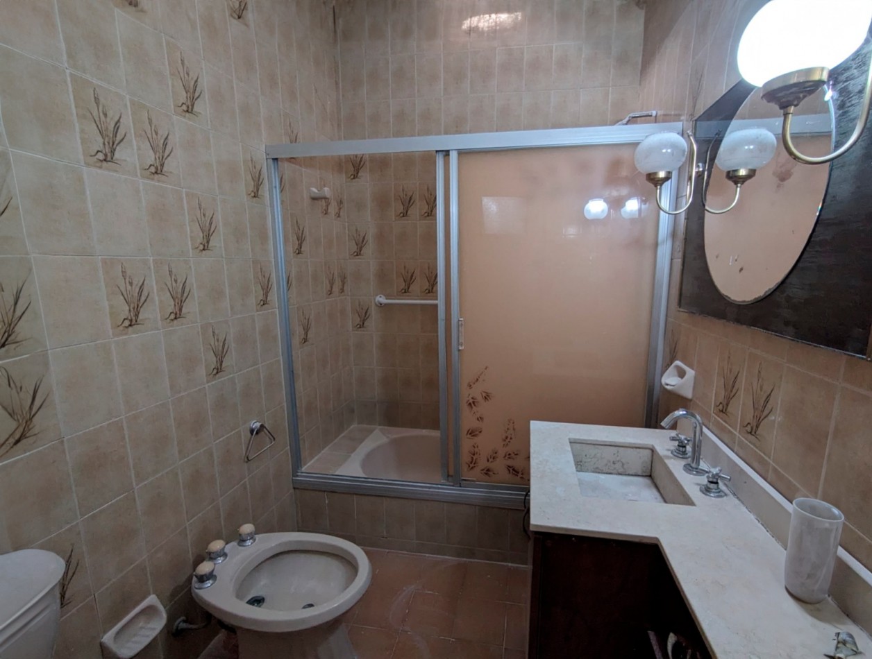 Se vende casa en Zelaya 1974