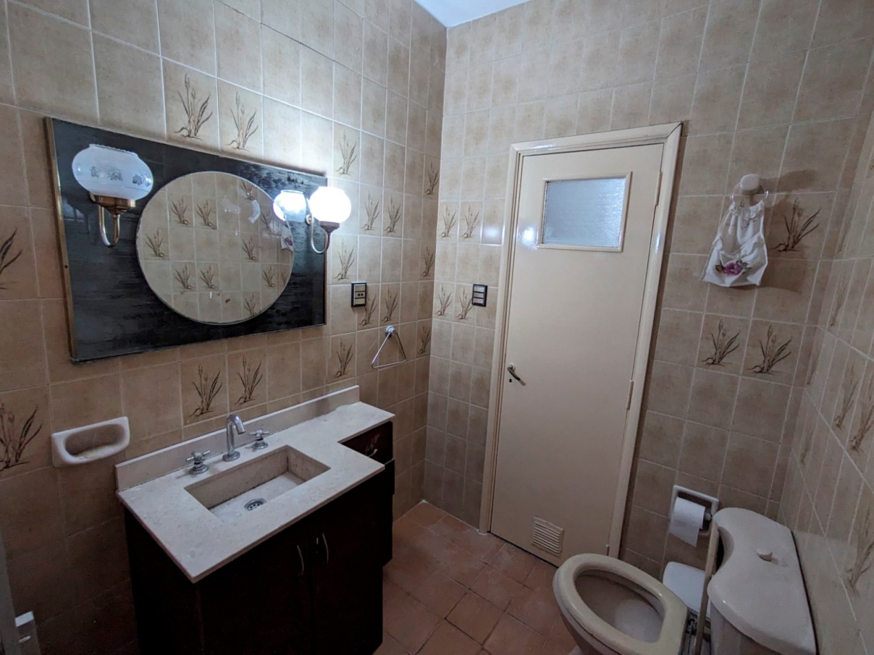 Se vende casa en Zelaya 1974