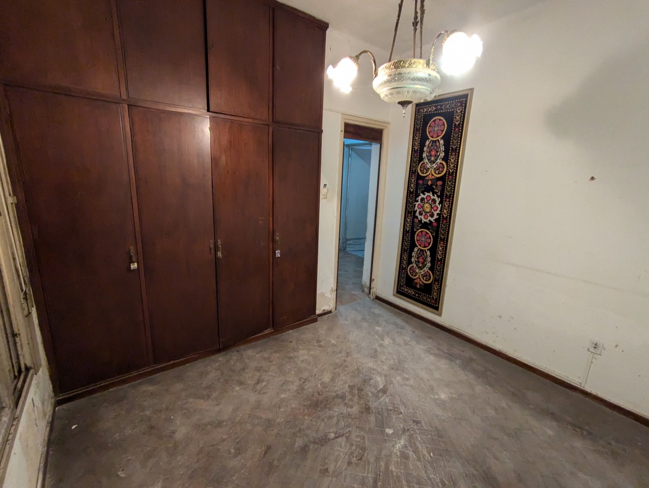 Se vende casa en Darragueira 1715 a RECICLAR 