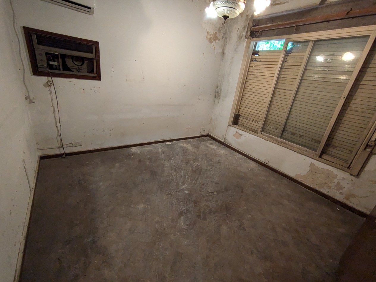 Se vende casa en Darragueira 1715 a RECICLAR 