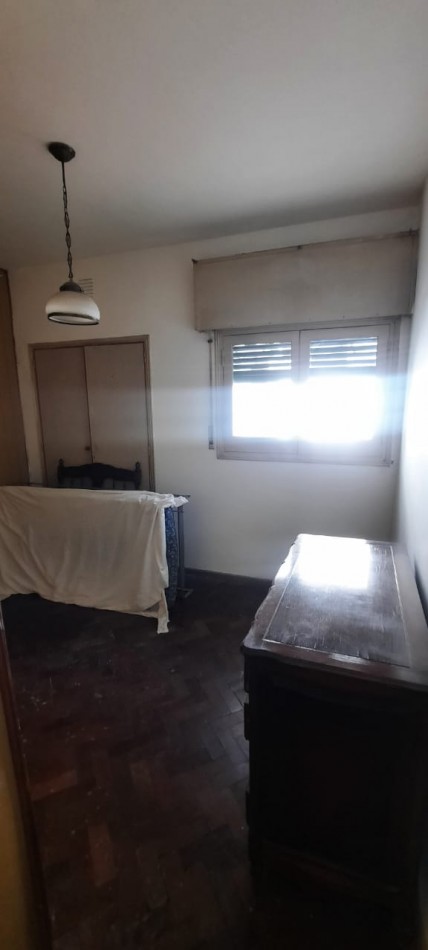 Se VENDE casa en Agrelo 1189