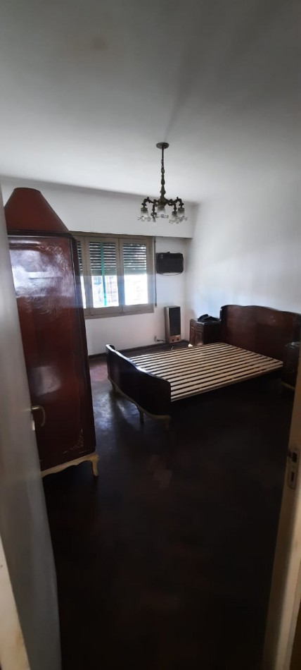 Se VENDE casa en Agrelo 1189