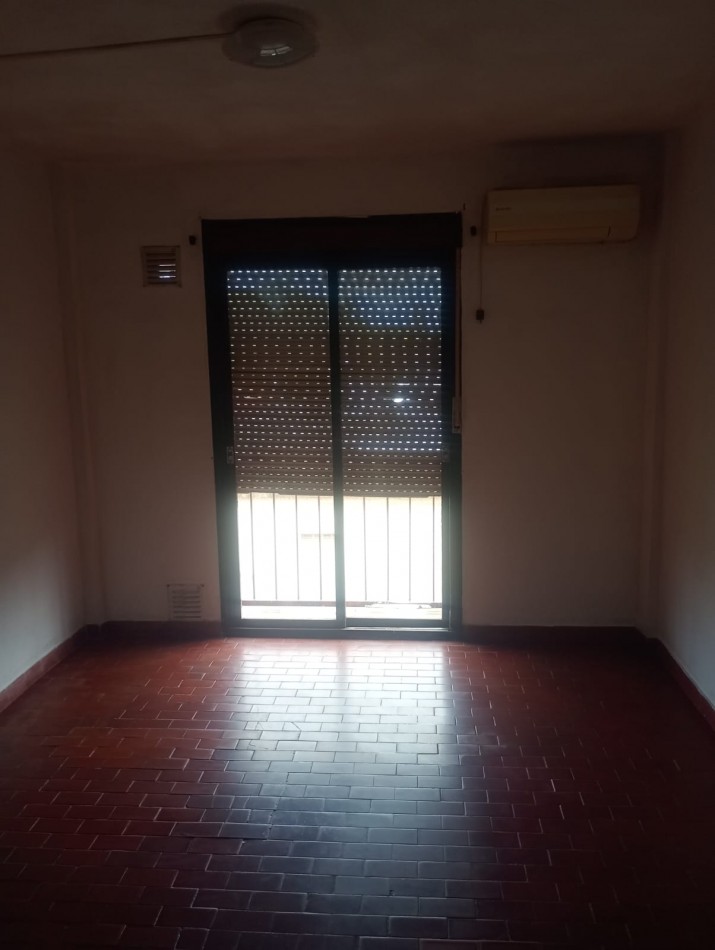 Se VENDE monoambiente en zona Pichincha 