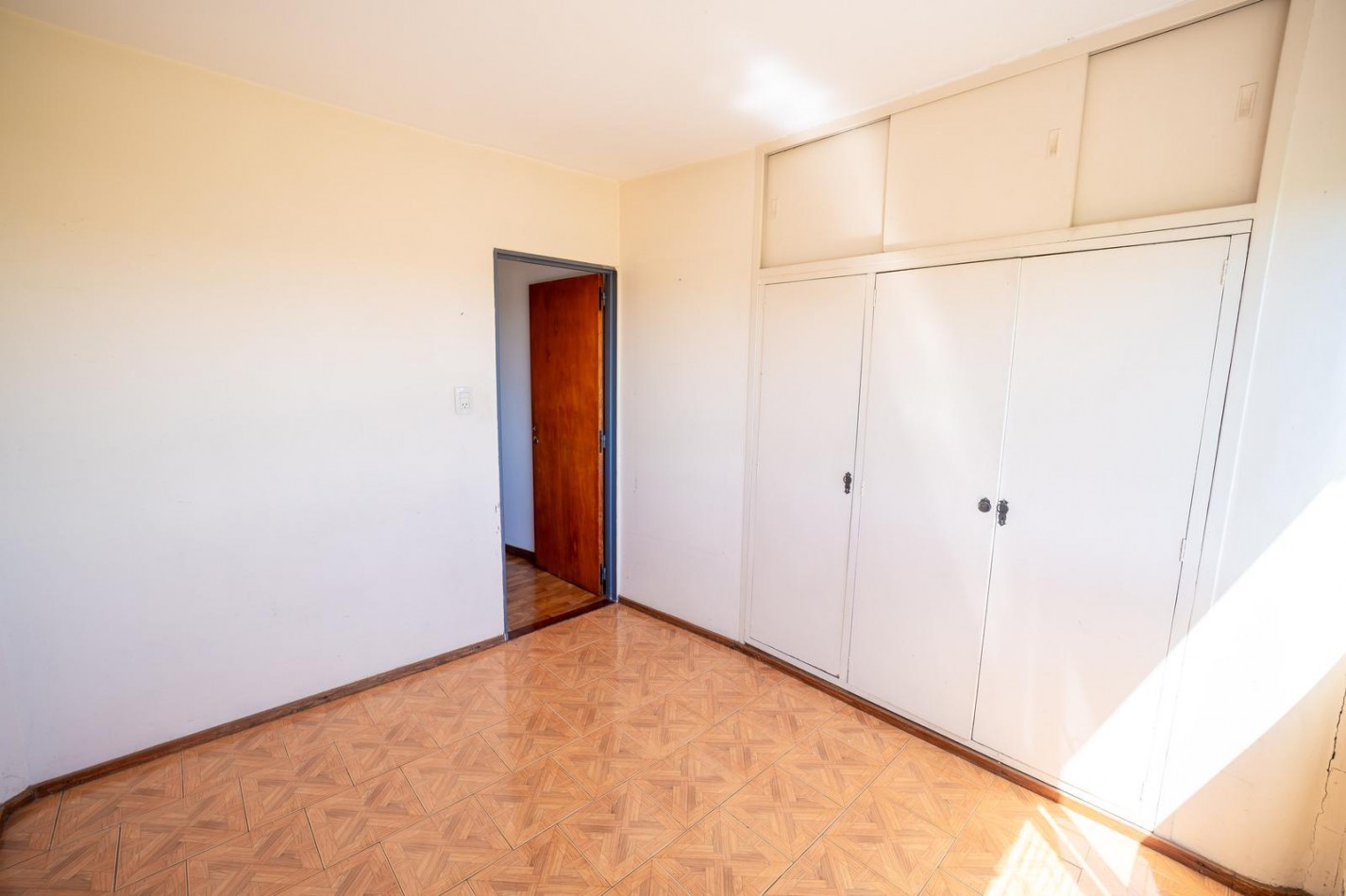 Se ALQUILA espectacular departamento en el centro de Rosario 