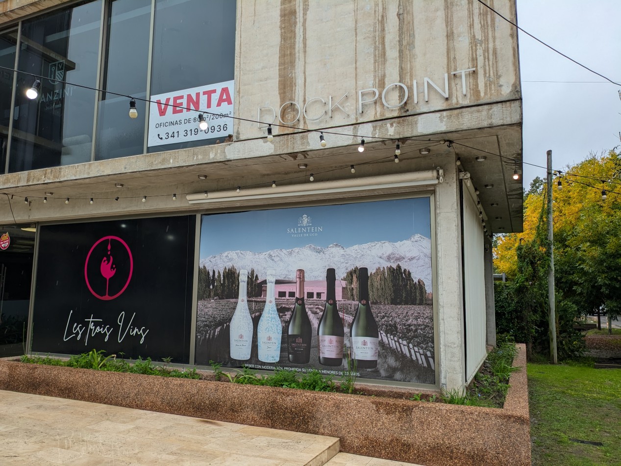 Se ALQUILA Local Comercial en Schweitzer 