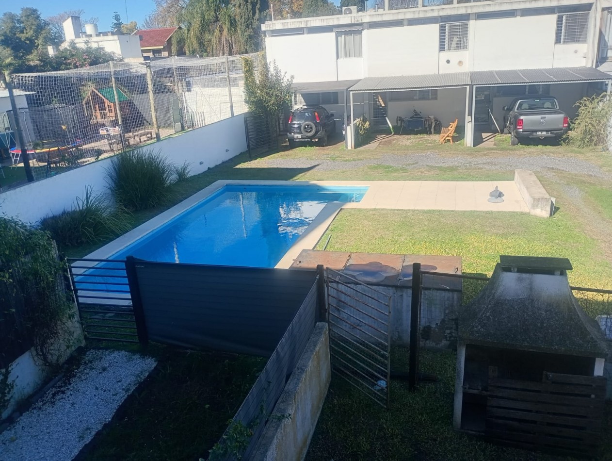 Se ALQUILA casa en la florida 