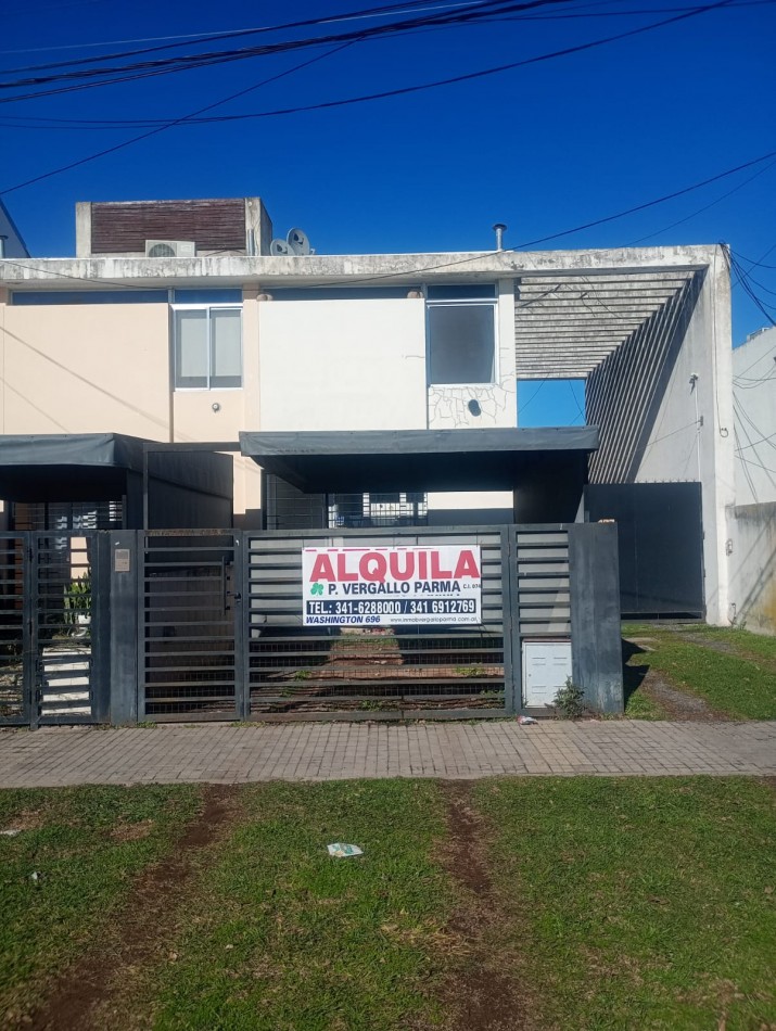 Se ALQUILA casa en la florida 