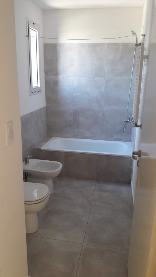 Se VENDE casa espectacular en Fisherton 