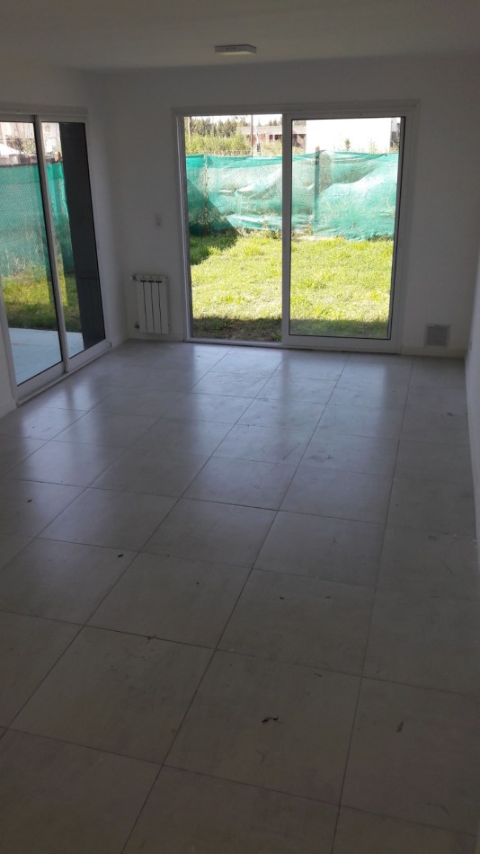 Se VENDE casa espectacular en Fisherton 
