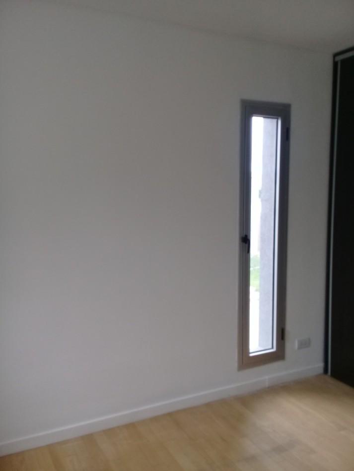 Se VENDE casa espectacular en Fisherton 