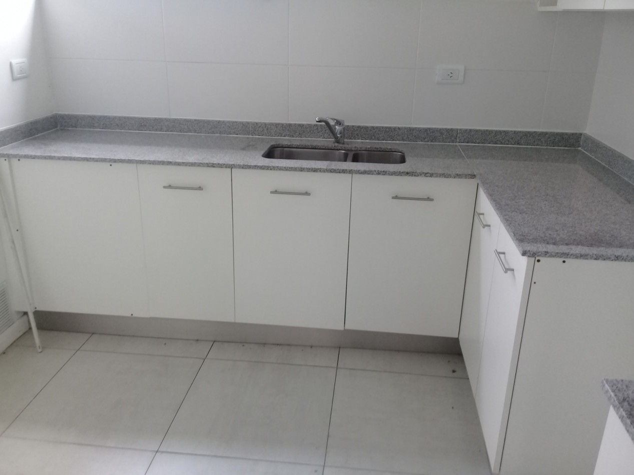Se VENDE casa espectacular en Fisherton 