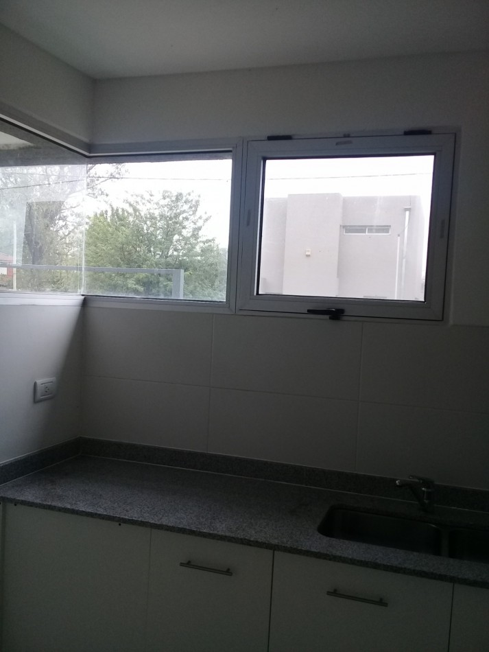 Se VENDE casa espectacular en Fisherton 