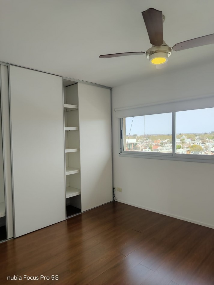 Se ALQUILA departamento en Alberdi 