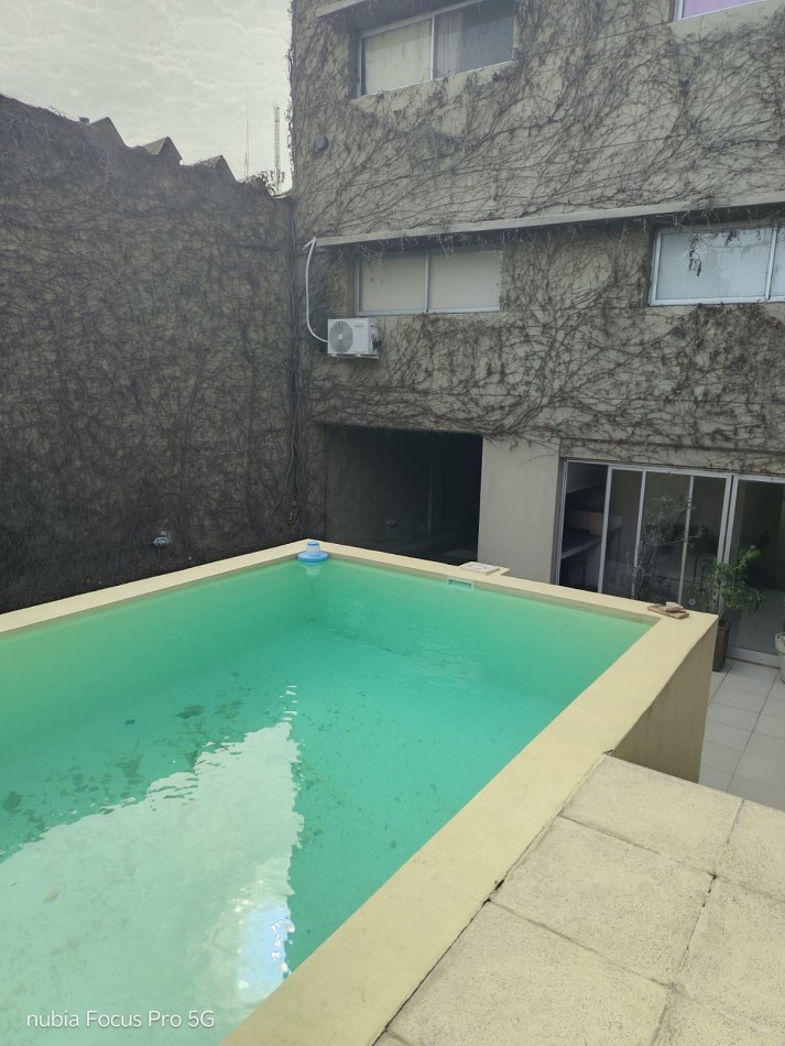 Se ALQUILA departamento en Alberdi 