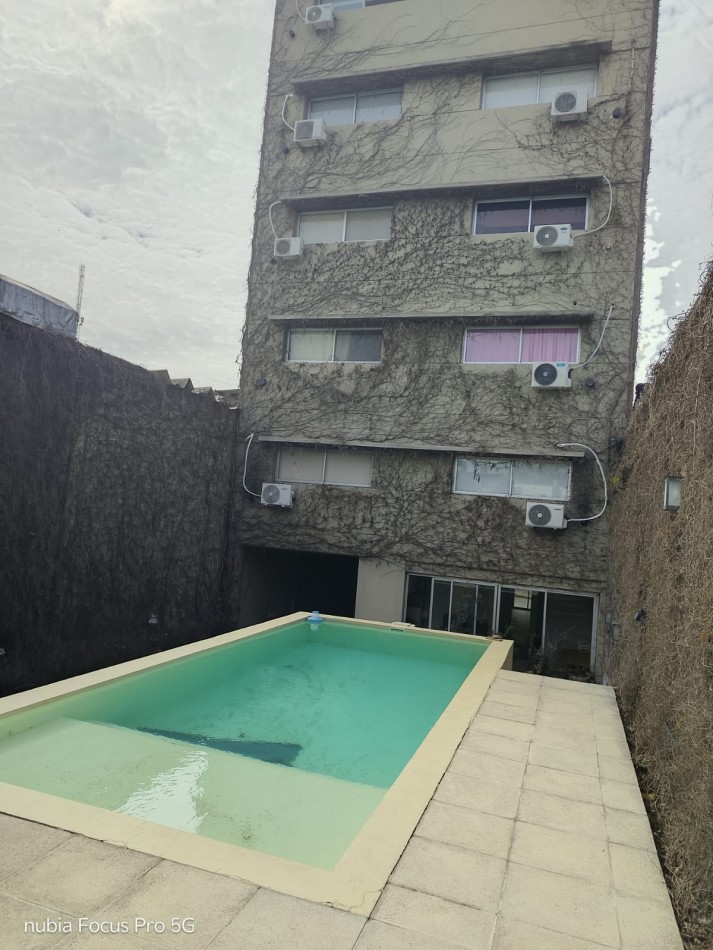 Se ALQUILA departamento en Alberdi 
