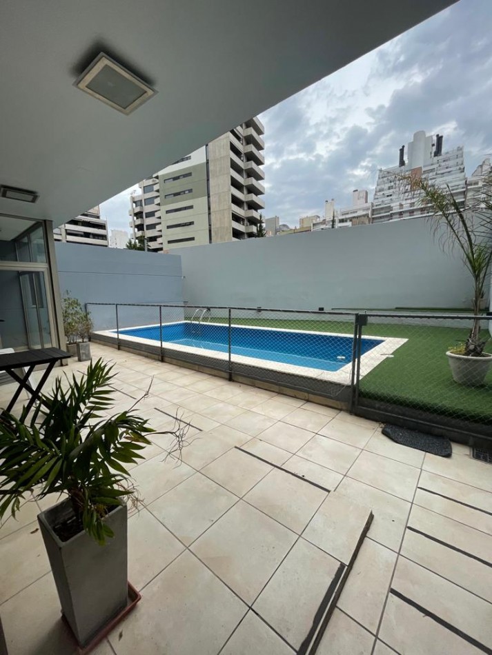 Se ALQUILA espectacular departamento en Pichincha 