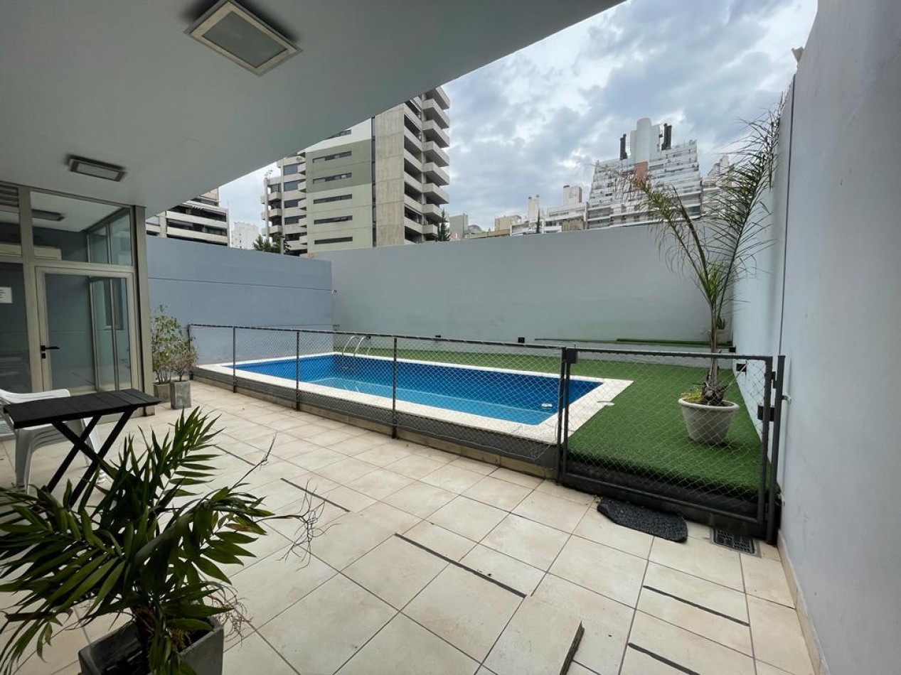 Se ALQUILA espectacular departamento en Pichincha 
