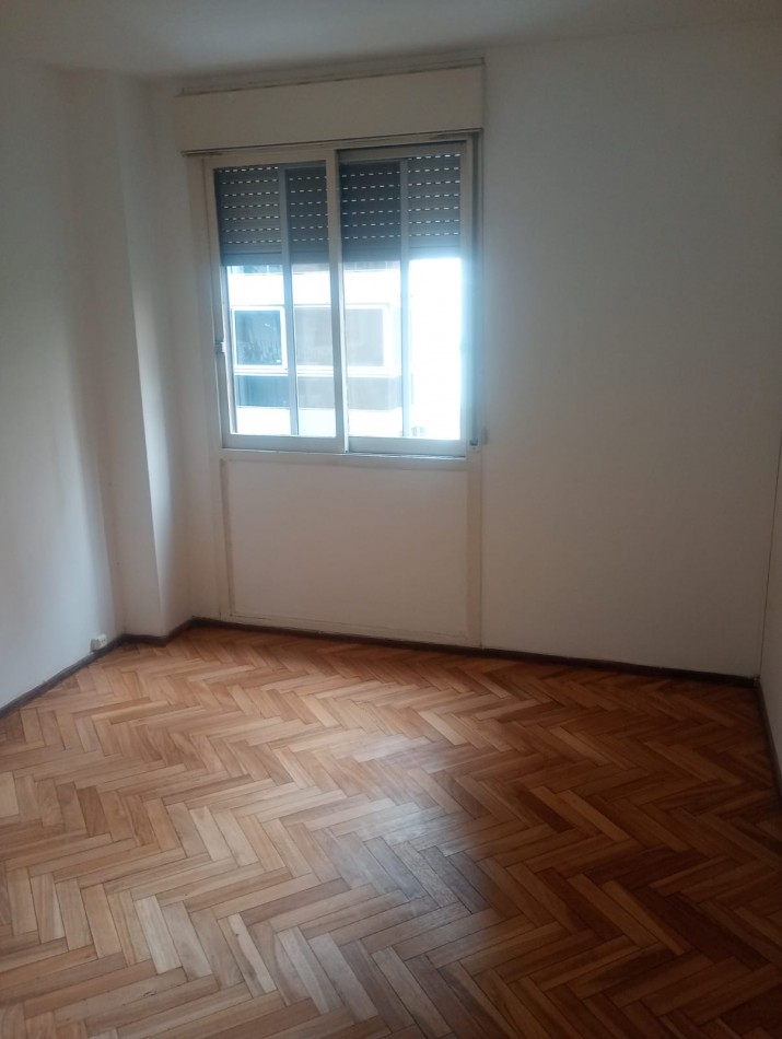 Se ALQUILA departamento en Brown 2157