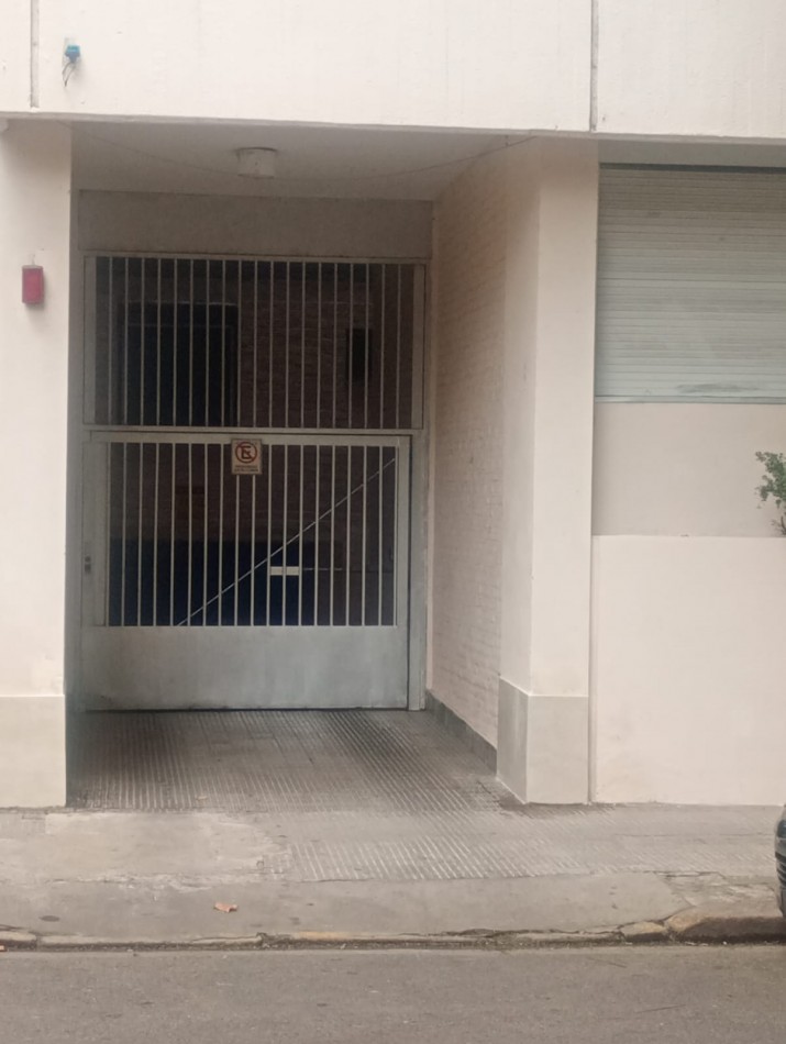Se ALQUILA departamento en Brown 2157