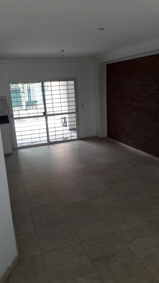 VENTA casa Granadero Baigorria