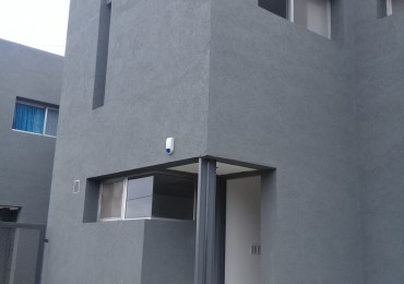 Se VENDE casa espectacular en Fisherton 